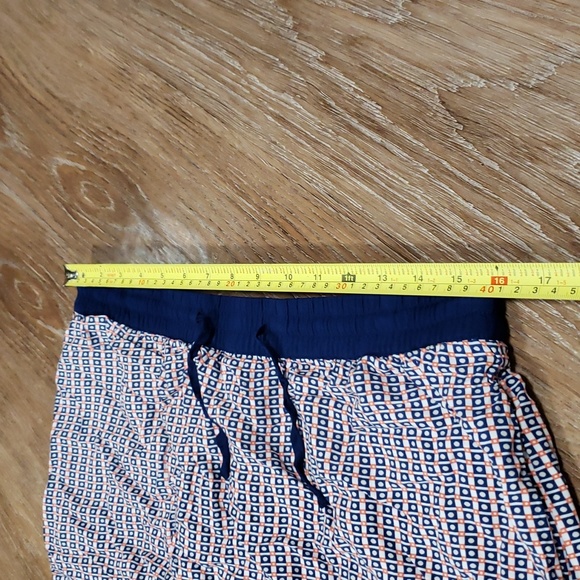 (M) GAP Loose Fit Nautical Coord Set Geometric Back Keyhole Cutout Vacation - Picture 7 of 9